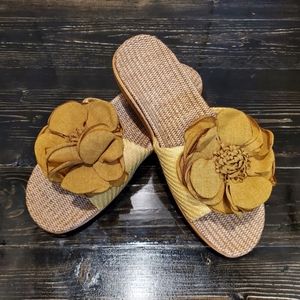 Flirty, Floral Slides